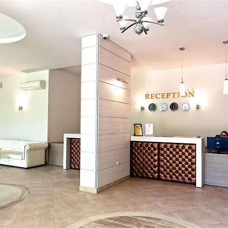 Brand New Right On The Beach Varna