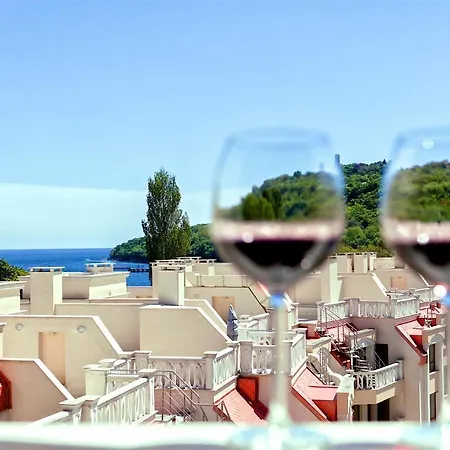 Brand New Right On The Beach Varna